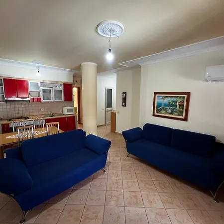 Edi Apartmán Golem (Tirana)